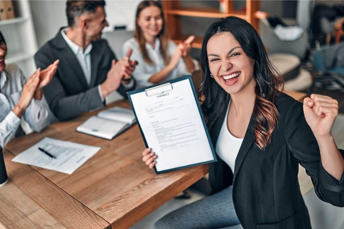 Cara Membuat CV Sederhana untuk Melamar Posisi Lapangan (Security/Cleaning)